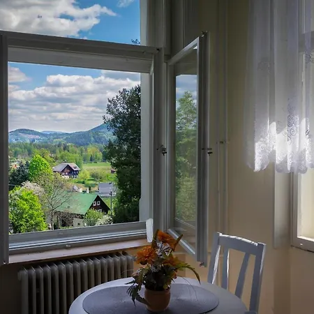 Zamecek-travnik Cvikov